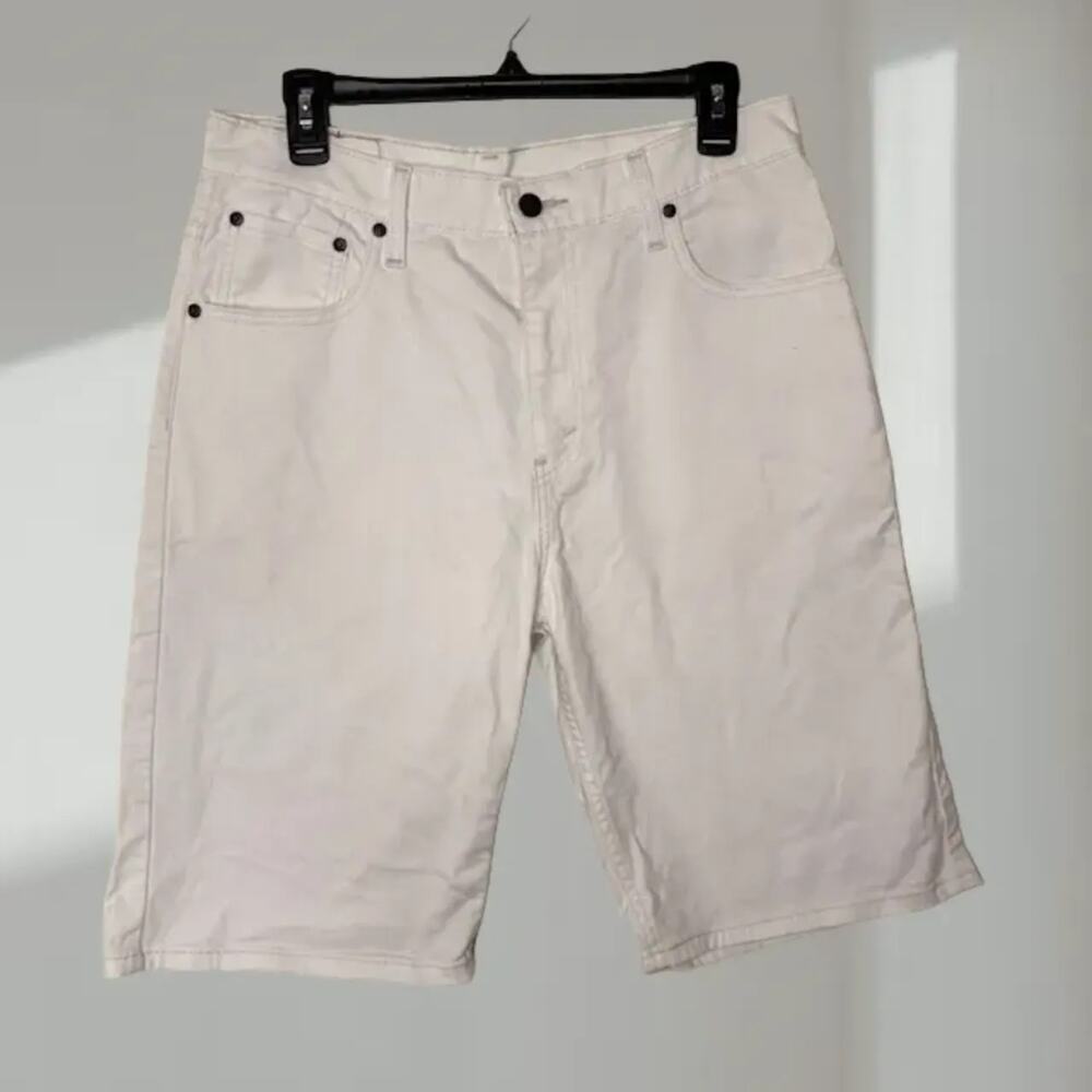 Levi’s 569 Loose Fit Denim Shorts – White (Men’s 30)